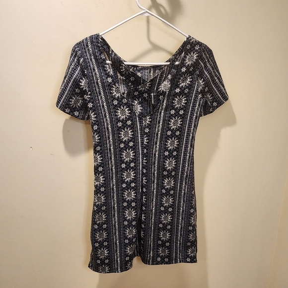 Hollister Casual short sleeves mini dress size XS - Picture 4 of 13